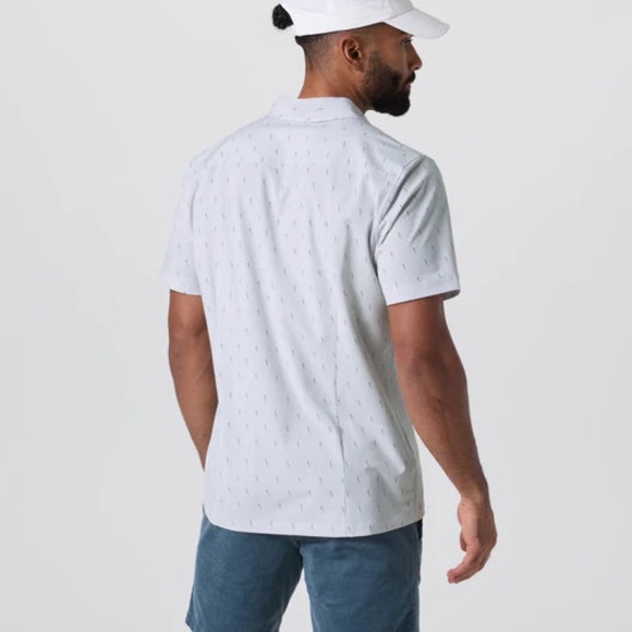 Vuori Men’s Short Sleeve Button Up Shirt Gray Performance Stretch Size Large - Picture 2 of 10